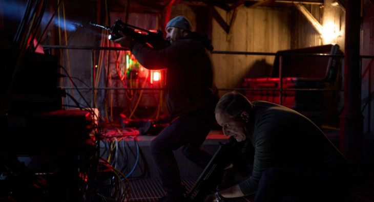 Досье «Чёрная канарейка»