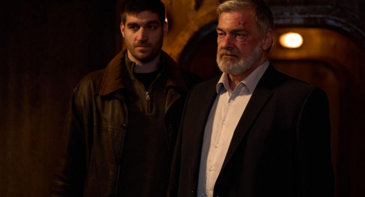 Досье «Чёрная канарейка»