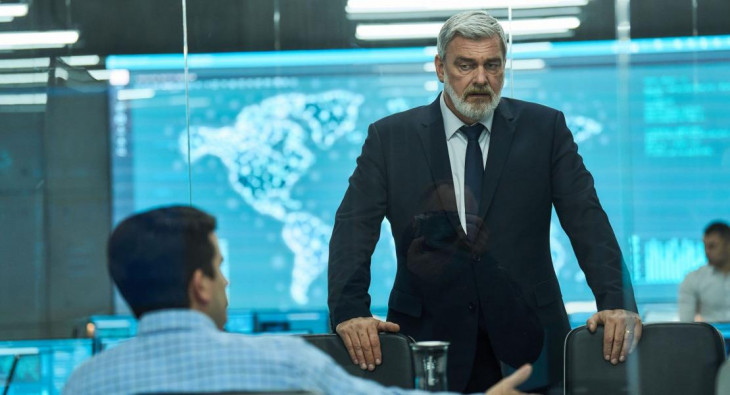 Досье «Чёрная канарейка»