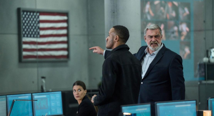 Досье «Чёрная канарейка»