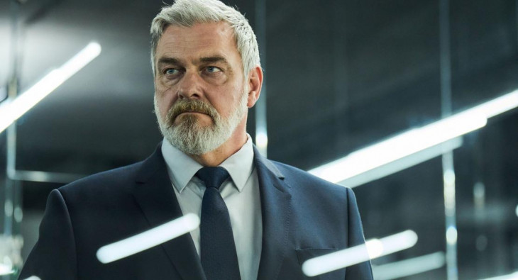 Досье «Чёрная канарейка»