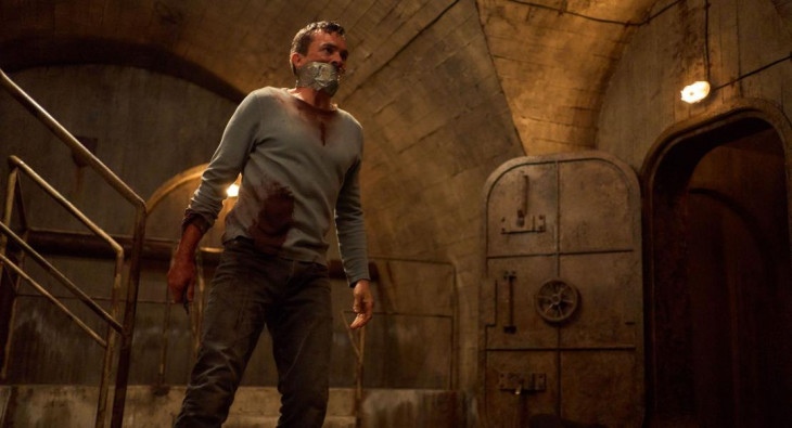 Досье «Чёрная канарейка»