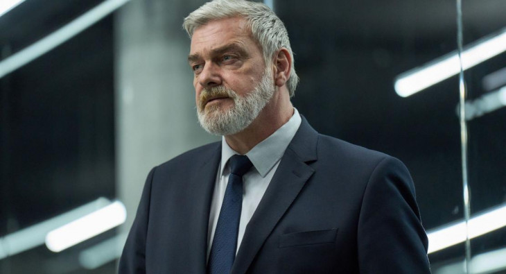 Досье «Чёрная канарейка»