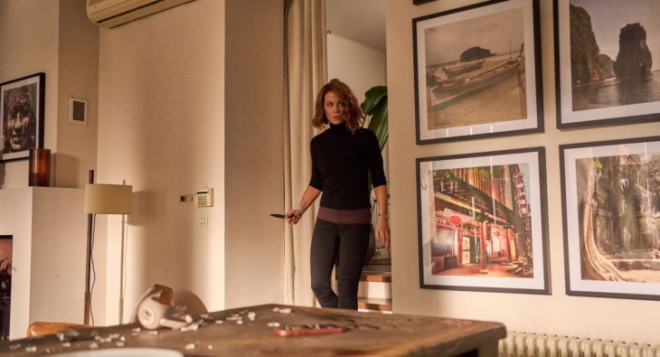 Досье «Чёрная канарейка»