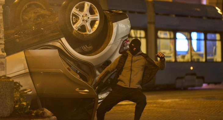 Досье «Чёрная канарейка»