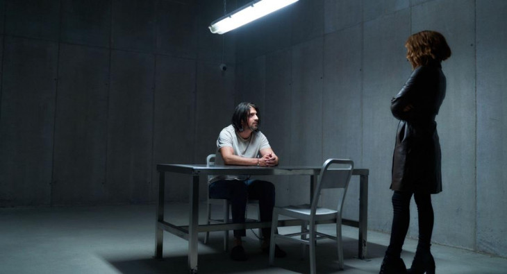 Досье «Чёрная канарейка»