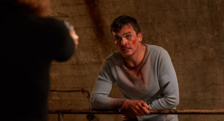 Досье «Чёрная канарейка»