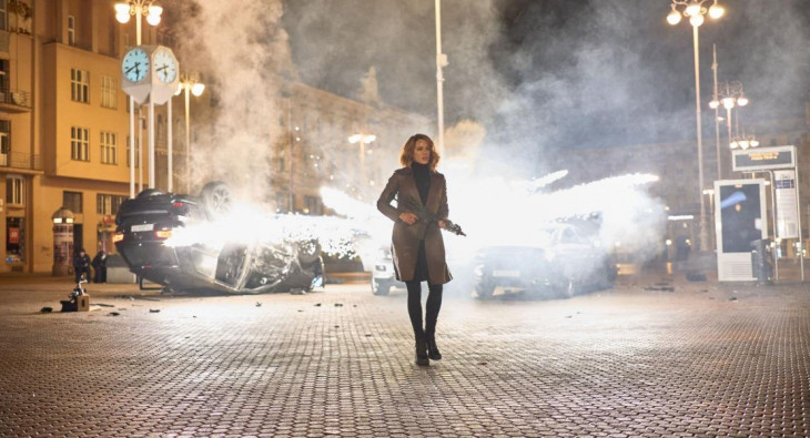 Досье «Чёрная канарейка»