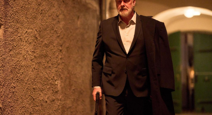 Досье «Чёрная канарейка»