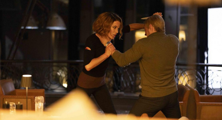 Досье «Чёрная канарейка»