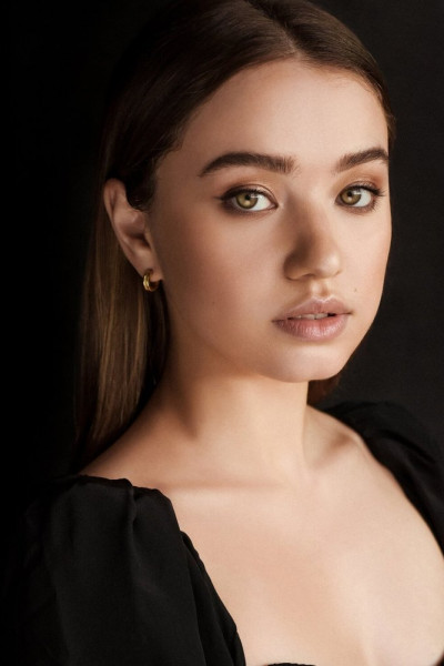 Эмилия Баранак