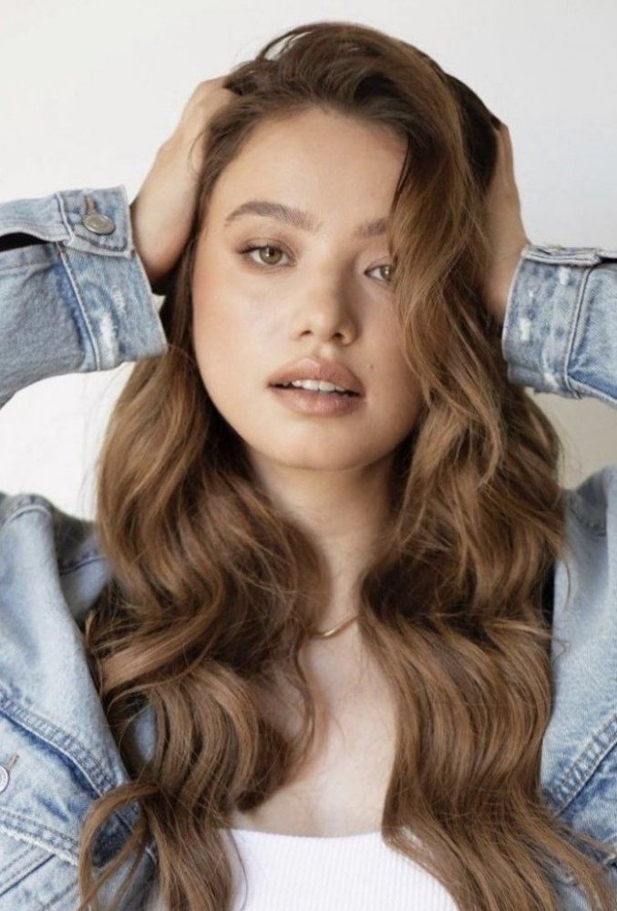 Эмилия Баранак