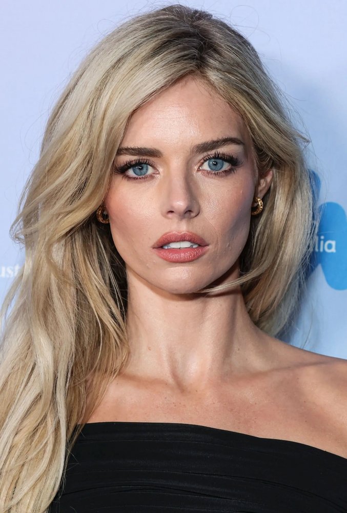 Самара Уивинг