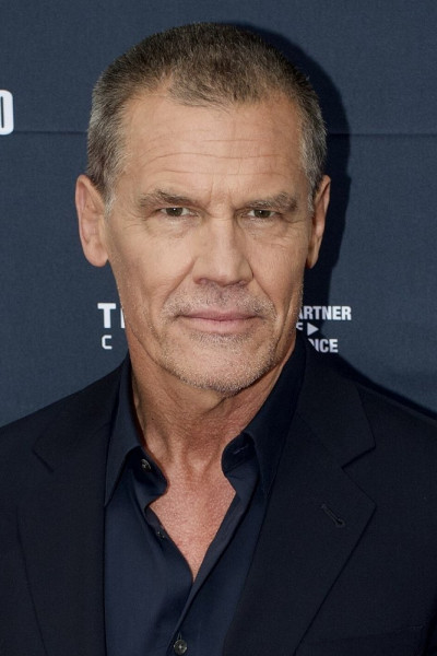 Джош Бролин