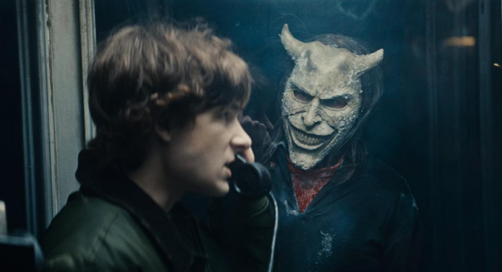 Чёрный телефон 2