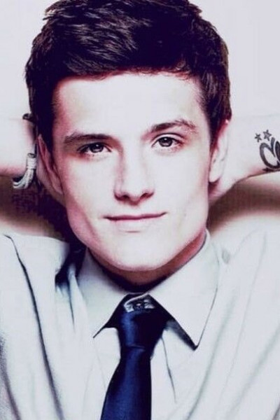 Джош Хатчерсон