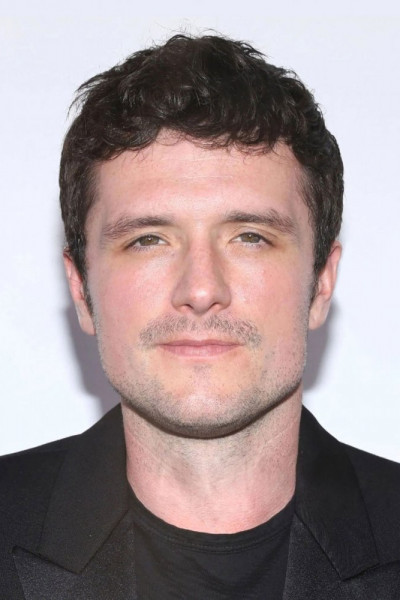 Джош Хатчерсон