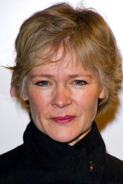 Клер Холман